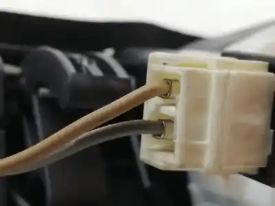 Pièce détachée automobile d'occasion poignée extérieure de coffre / hayon pour peugeot 206+ (2l_, 2m_) 1.4 hdi eco 70 références oem iam n0501499  n0501930