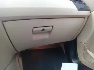 Second-hand car spare part glove compartment for bmw x3 (e83) 3.0d oem iam references 7056000 000002219790 / 00075486134 / x75486134 / bw5687952 053271125