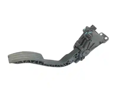 Second-hand car spare part accelerator pedal for renault twingo authentique oem iam references 8200426241e  