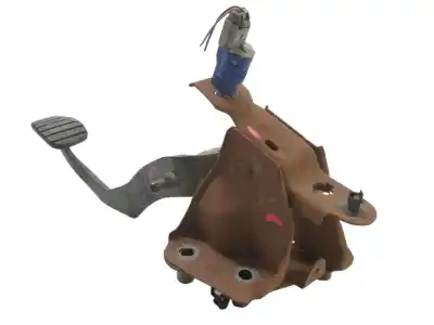 Second-hand car spare part brake pedal for renault clio iii confort expression oem iam references 8200155989