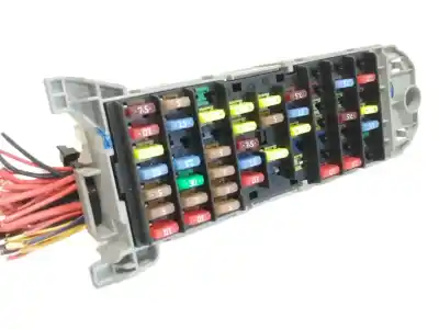 Peça sobressalente para automóvel em segunda mão caixa de fusíveis e relés por opel meriva cosmo referências oem iam 93363136