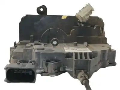 Second-hand car spare part left front door lock for opel corsa e expression oem iam references 13258271 0325407955 0204121800d