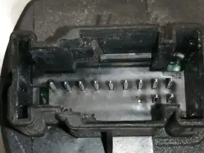 Second-hand car spare part left front power window switch for opel corsa e expression oem iam references 13258521aa 315625731 