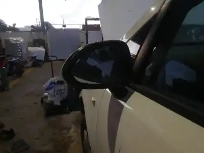 Pezzo di ricambio per auto di seconda mano specchio sinistro per opel corsa e expression riferimenti oem iam 468435664  
