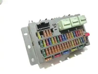 Second-hand car spare part fuse box unit for mini mini (r50,r53) cooper oem iam references 518030317  