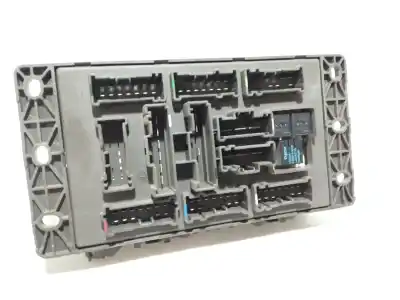 Second-hand car spare part fuse box unit for mini mini (r50,r53) cooper oem iam references 518030317  