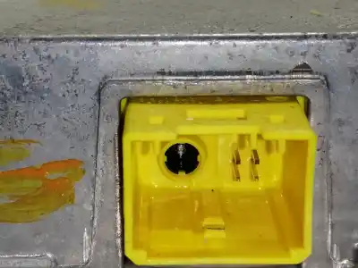 Second-hand car spare part airbag control unit for bmw serie 7 (e65/e66) 730d oem iam references 65776946103  