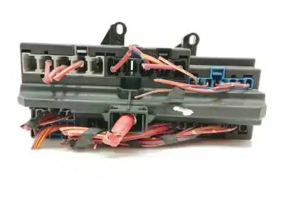 Second-hand car spare part fuse box unit for bmw serie 7 (e65/e66) 730d oem iam references 69005820  