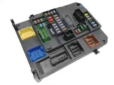 Tweedehands auto-onderdeel relais/zekeringenkastje voor citroen c4 lim. collection oem iam-referenties 966554748000