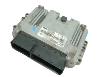 Peça sobressalente para automóvel em segunda mão centralina de motor uce por kia pro_cee´d emotion referências oem iam 0281013570