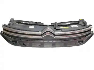 Pezzo di ricambio per auto di seconda mano griglia anteriore per citroen c3 feel edition riferimenti oem iam 9812063477