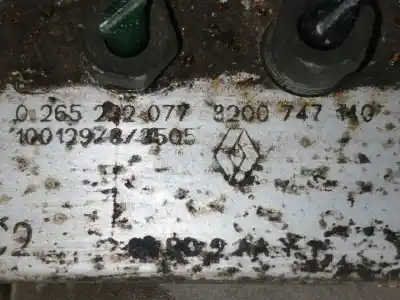 Second-hand car spare part abs for renault clio iii exception oem iam references 0265800559 00128b1450 / 0265232077 8200747140 / 10012983505