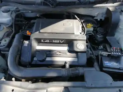 Peça sobressalente para automóvel em segunda mão motor completo por volkswagen golf iv berlina (1j1) básico referências oem iam ahw  