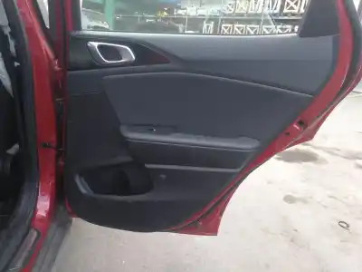 Pezzo di ricambio per auto di seconda mano rivestimento porta posteriore destro per kia xceed business riferimenti oem iam 83302j7832dqb  83725j7800wk 83623j7000