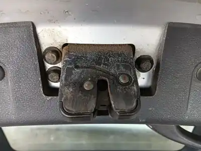 Автозапчасти б/у задняя дверь за ssangyong actyon 200 xdi ссылки oem iam 6401131050  