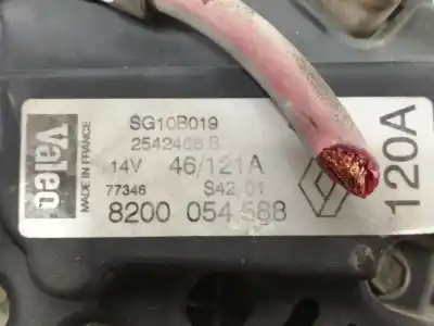Second-hand car spare part alternator for renault scenic rx4 (ja0) 1.9 dci salomon oem iam references 8200054588  2542466b