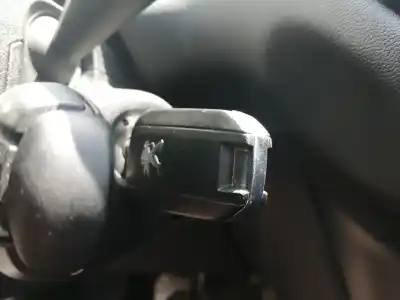 Second-hand car spare part ignition switch for peugeot 208 access oem iam references 1608682880  