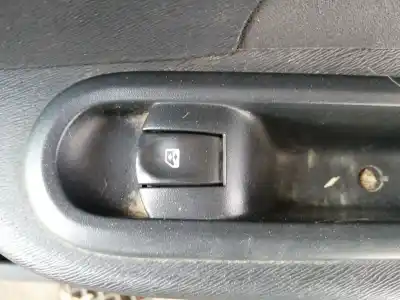 Tweedehands auto-onderdeel schakelaar rechts voor ruit voor renault twingo authentique oem iam-referenties 