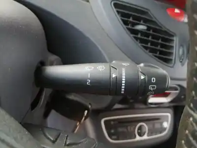 Tweedehands auto-onderdeel multifunctionele bediening voor renault twingo authentique oem iam-referenties 