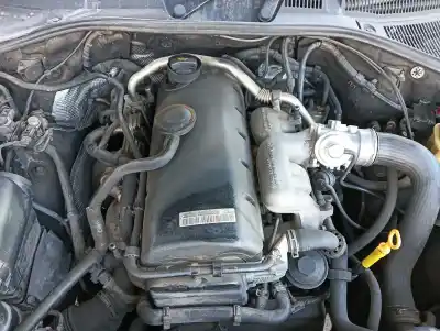 Recambio de automóvil de segunda mano de motor completo para volkswagen touareg (7la, 7l6, 7l7) 2.5 r5 tdi referencias oem iam bac  