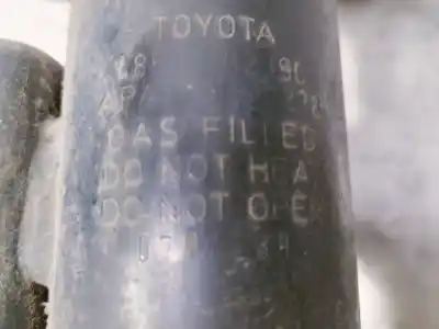 Peça sobressalente para automóvel em segunda mão amortecedor dianteiro direito por toyota auris luna+ referências oem iam 4851002390 4851009r70 