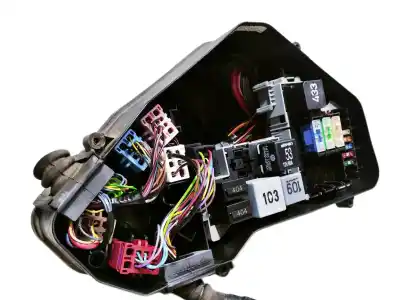 Pièce détachée automobile d'occasion BOÎTES À FUSIBLES pour VOLKSWAGEN TOUAREG (7LA, 7L6, 7L7)  Références OEM IAM 7L0937576B  