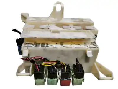 Second-hand car spare part fuse box unit for bmw x3 (e83) 3.0d oem iam references 8364542 61356902269 