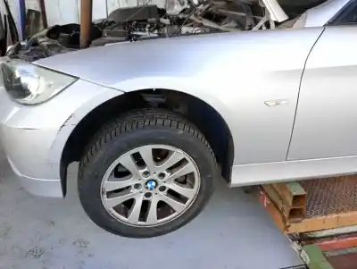 Peça sobressalente para automóvel em segunda mão guarda-lamas dianteiro esquerdo por bmw serie 3 touring (e91) 320d referências oem iam   