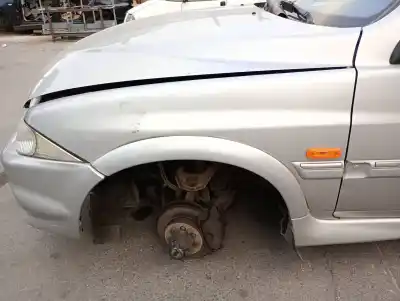 Автозапчастина б/у передне ліве крило для ssangyong musso 2.3 turbodiesel cat посилання на oem iam 5181105220  