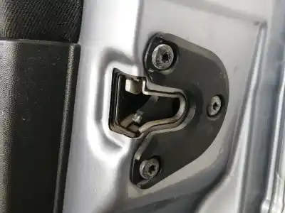 Second-hand car spare part front right door for opel meriva cosmo oem iam references   