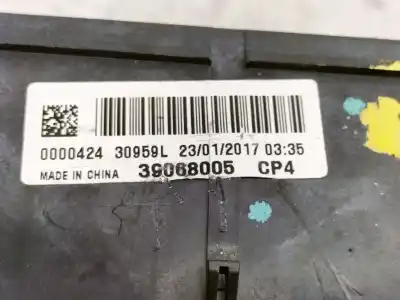 Second-hand car spare part fuse box unit for opel corsa e business oem iam references 39068005 30959l 