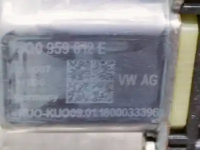 Second-hand car spare part rear right window regulator for seat leon (5f1) 1.2 tsi oem iam references  5q0959812e 