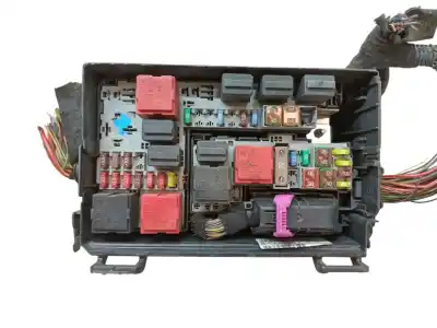 Автозапчасти б/у блок реле/предохранителей за opel corsa d cmon ссылки oem iam 13246936  13185560