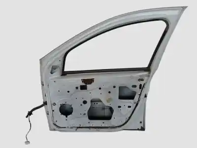 Second-hand car spare part front right door for dacia duster sl audacia 4x2 oem iam references 801006719r  