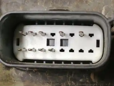 Автозапчасти б/у правая фара за ford kuga (cbs) 1.5 tdci cat ссылки oem iam gv4113w029ag 90156297 901562970f2r