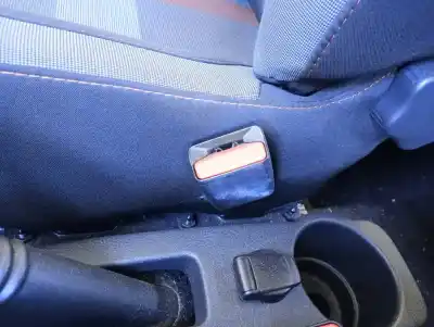 Автозапчасти б/у крюк для ремня передний правый за dacia sandero stepway ссылки oem iam 878166634r 91131070 