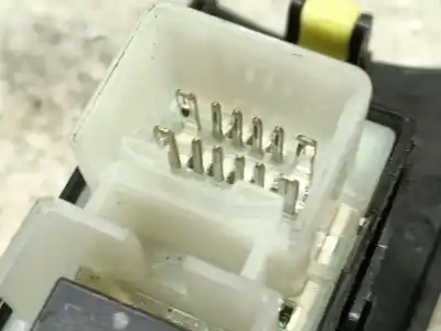 Peça sobressalente para automóvel em segunda mão botão / interruptor elevador vidro traseiro esquerdo por lexus is200 (ds2/is2) 220d referências oem iam 8403053020  515287ts5302