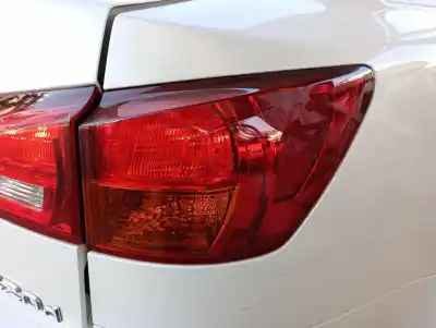 Автозапчастина б/у правий ліхтар для lexus is200 (ds2/is2) 220d посилання на oem iam 8155153162  