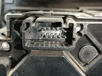 Pièce détachée automobile d'occasion commande de chauffage / climatisation pour renault captur ii evolution références oem iam 275100936r  283e85899r