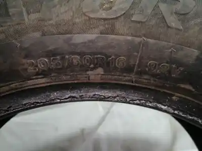 Pièce détachée automobile d'occasion pneu pour peugeot 407 st confort références oem iam  10001 205/65 r16 92v
