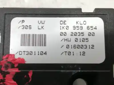 Peça sobressalente para automóvel em segunda mão sensor por audi a3 (8p) 2.0 16v fsi referências oem iam 1k0959654  