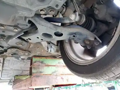 Автозапчастина б/у передній лівий нижний рычаг підвіски для toyota prius (_w3_) 1.8 hybrid (zvw3_) посилання на oem iam   u212a031154