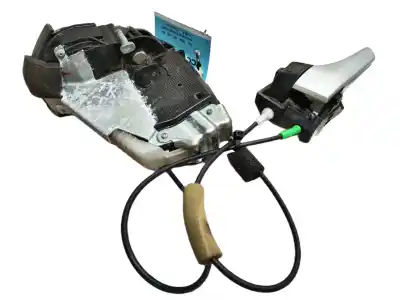 Автозапчастина б/у замок дверей заднього лівого для toyota prius (_w3_) 1.8 hybrid (zvw3_) посилання на oem iam 6906047070  