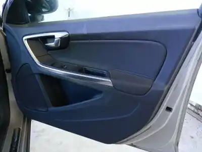 Автозапчасти б/у обивка передней правой двери за volvo s60 ii (134) d3 ссылки oem iam 8635860rh 8635857 