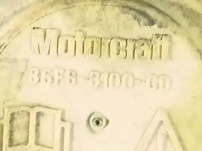 Second-hand car spare part coolant expansion tank for ford fusion (cbk) + oem iam references 86fb8100gd  3s618k218ab