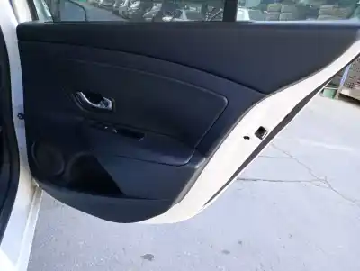 Автозапчасти б/у обивка задней правой двери за renault fluence (l3) desde 11/2009 fluence z.e. dynamique ссылки oem iam 156004141 829a00203ra 156227481