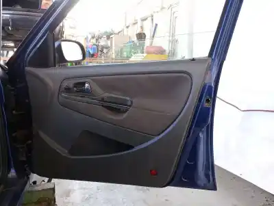 Peça sobressalente para automóvel em segunda mão Elevador De Vidros Dianteiro Direito por SEAT IBIZA II (6K1) 1.4 i Referências OEM IAM   