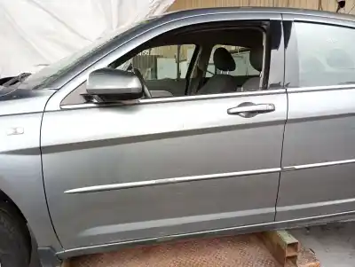 Автозапчастина б/у передні ліві двері для chrysler sebring (js) 2.0 crd посилання на oem iam 5074515ab  749200s2