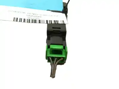 Second-hand car spare part hazard warning lights for volvo s60 ii (134) d3 oem iam references 9123681  