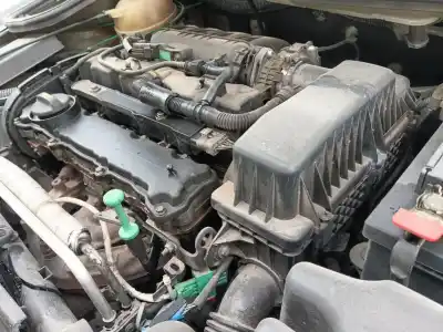 Second-hand car spare part complete engine for peugeot 206 fastback (2a/c) 1.4 16v oem iam references kfu  